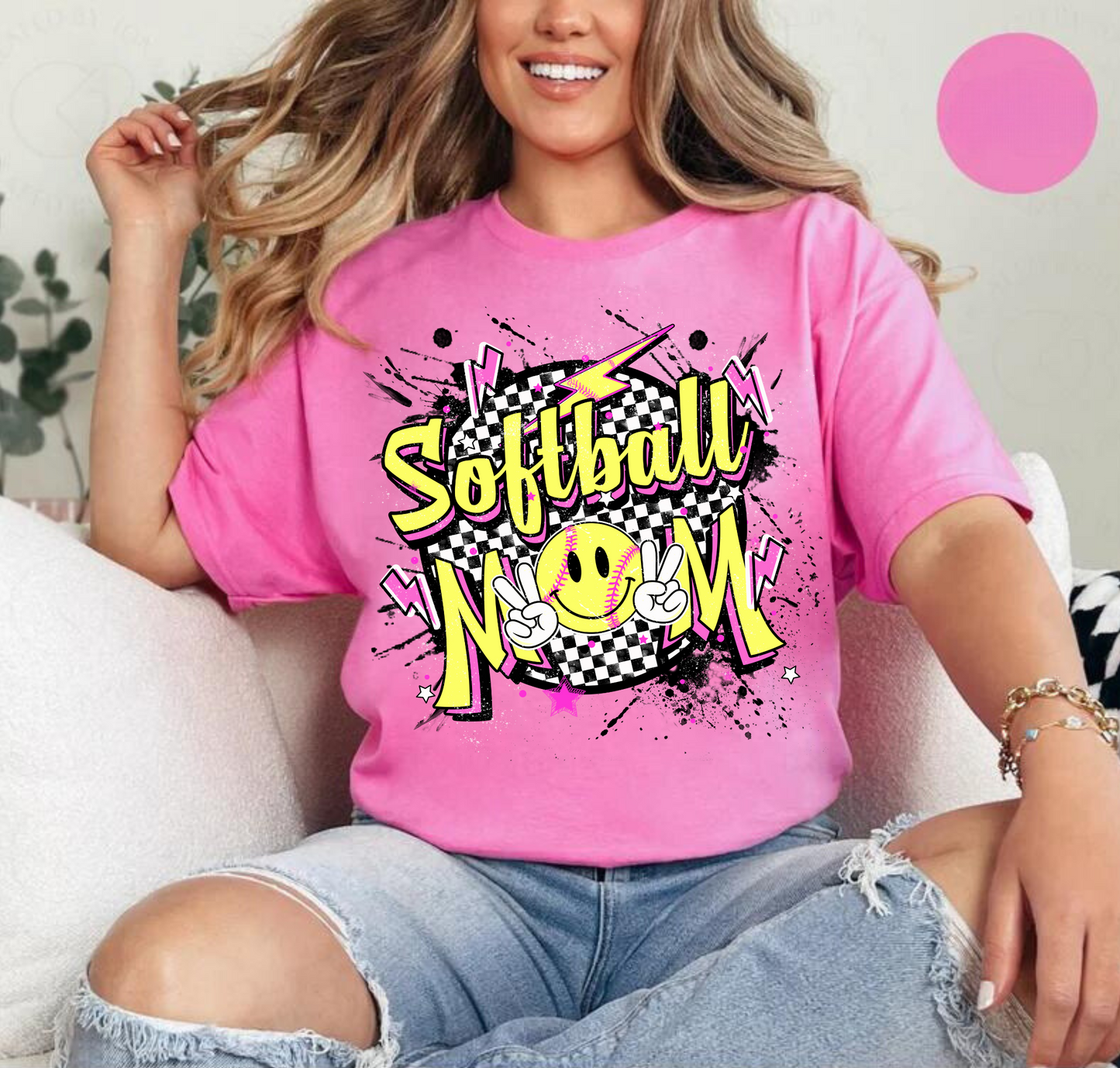 Softball Mom 🥎