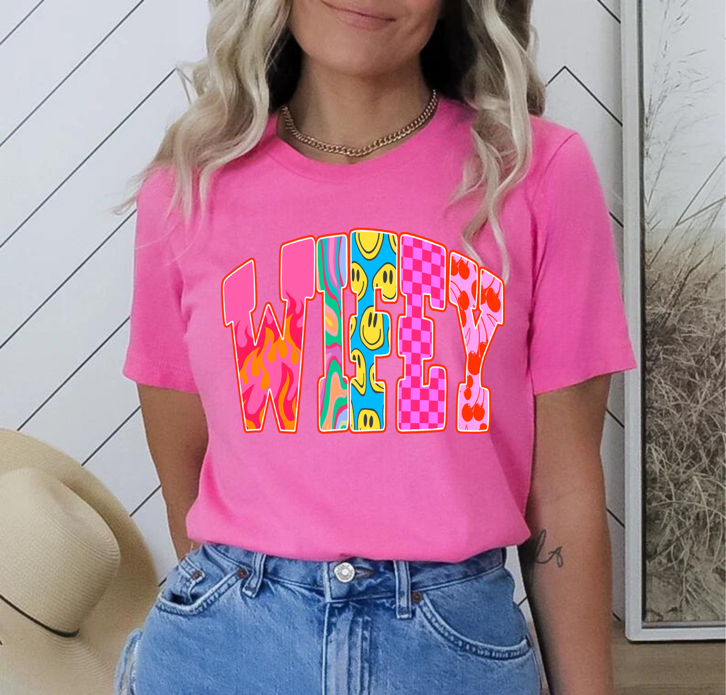 Retro Wifey