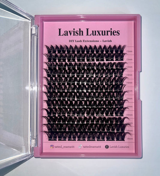 Lavish Lash Tray